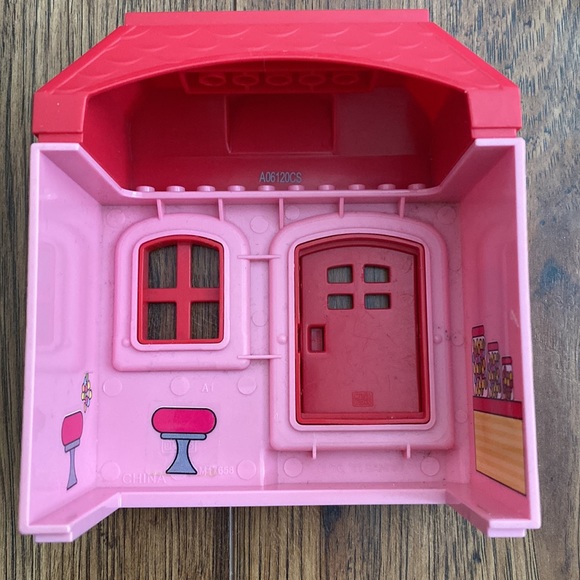 Hello Kitty Mega Bloks - Picture 2 of 5